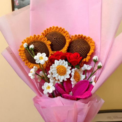https://divashhandcrafts.in/storage/photos/1/Category/crochet flower.jpg